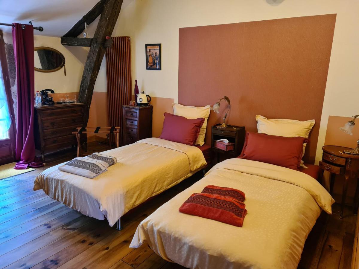 Отель Ferme De Tayac - Charme Avec Pool Les Eyzies Экстерьер фото
